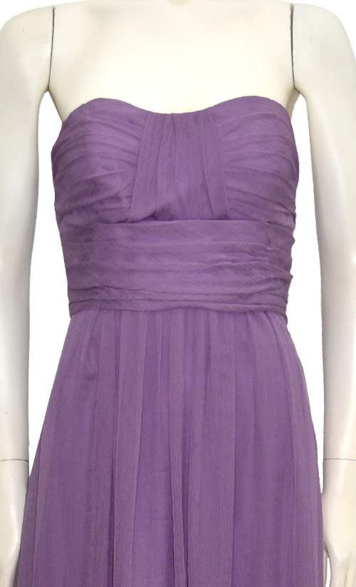 Vestido com palha de Seda, tomara que caia, da marca Bari Jay
