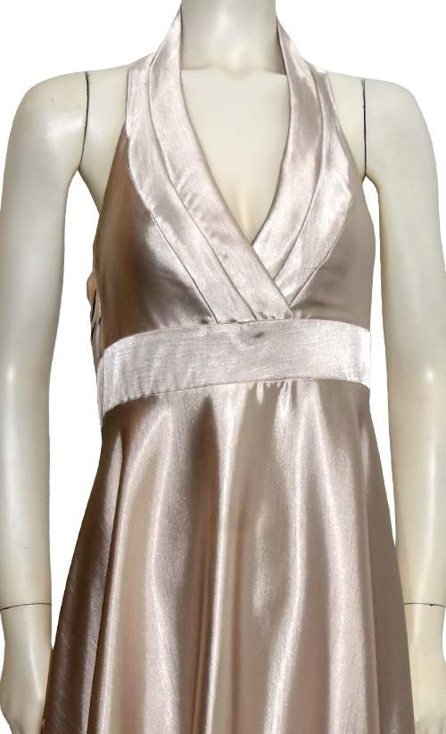 Vestido Longo em Chantum, modelo básico, frente única